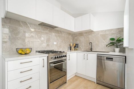 Photo of property in 48 Hall Street, Newtown, Wellington, 6021