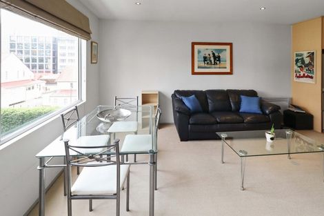 Photo of property in Sanctum Apartment, 10 Ebor Street, Te Aro, Wellington, 6011