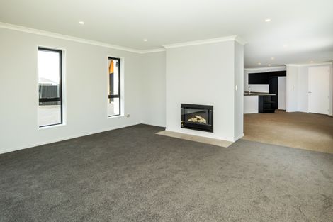 Photo of property in 25 Lazarette Loop, Gleniti, Timaru, 7910