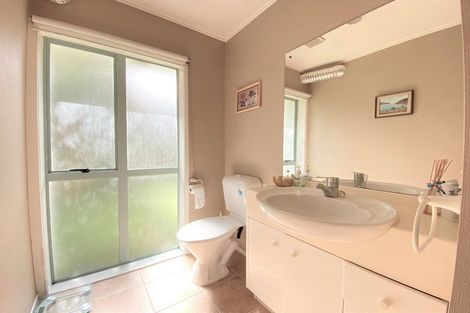 Photo of property in 2/18 Woodgers Way, Somerville, Auckland, 2014