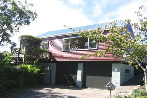 Photo of property in 5 Krishna Way, Khandallah, Wellington, 6035