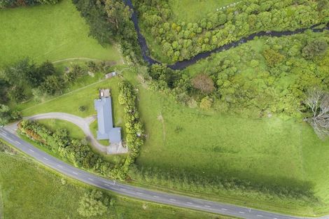 Photo of property in 29 Ngahere Park Road, Turitea, Palmerston North, 4472