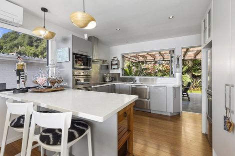 Photo of property in 7 Ocean Parade, Pukerua Bay, 5026