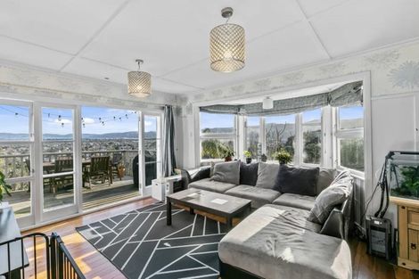 Photo of property in 24 Woodvale Grove, Fairfield, Lower Hutt, 5011