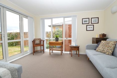 Photo of property in 46 Armstrong Avenue, Carterton, 5713