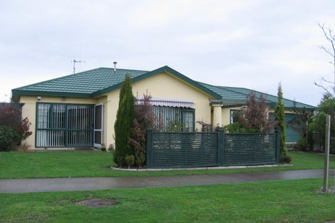 Photo of property in 113 Parnell Heights, Kelvin Grove, Palmerston North, 4414