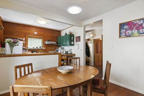 Photo of property in 159 Sutherland Road, Lyall Bay, Wellington, 6022