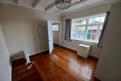Photo of property in 1-3 Mudges Terrace, Newtown, Wellington, 6021