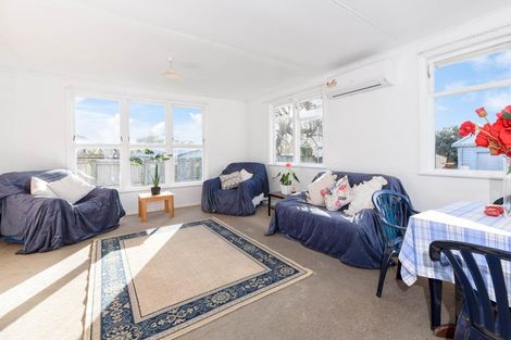 Photo of property in 14 Matamata Place, Otara, Auckland, 2023