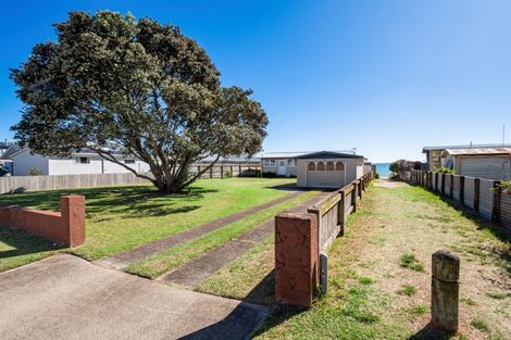 Photo of property in 91 Karewa Parade, Papamoa Beach, Papamoa, 3118