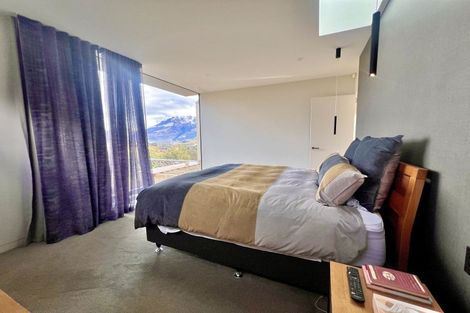 Photo of property in 20 Mckellar Drive, Jacks Point, Queenstown, 9371