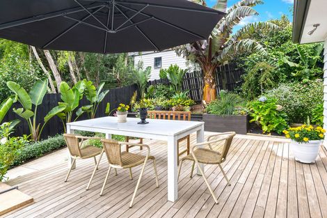 Photo of property in 32b Barberton Terrace, Red Hill, Papakura, 2110