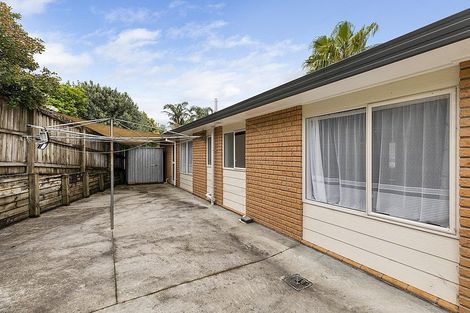 Photo of property in 3 Bernina Place, Weymouth, Auckland, 2103
