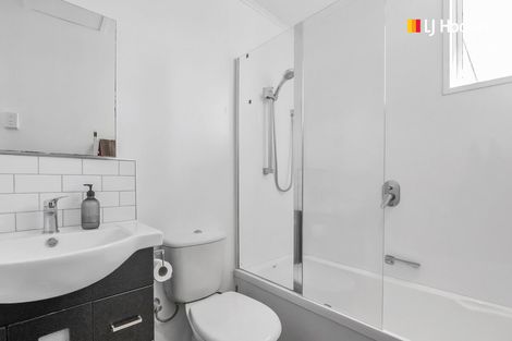 Photo of property in 212 Kenmure Road, Kenmure, Dunedin, 9011