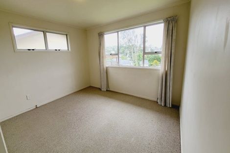 Photo of property in 9 Aralia Road, Sunnynook, Auckland, 0620