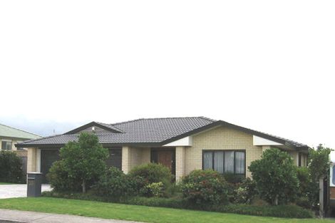 Photo of property in 35 Ruze Vida Drive, Massey, Auckland, 0614