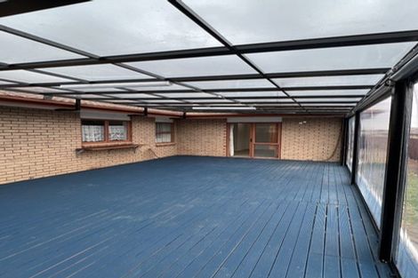 Photo of property in 67 Glenveagh Park Drive, Weymouth, Auckland, 2103