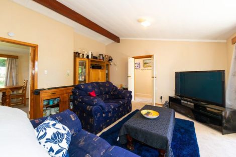Photo of property in 72 Avondale Road, Taradale, Napier, 4112