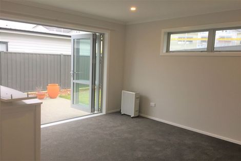 Photo of property in 8 Pateke Drive, Kenepuru, Porirua, 5022