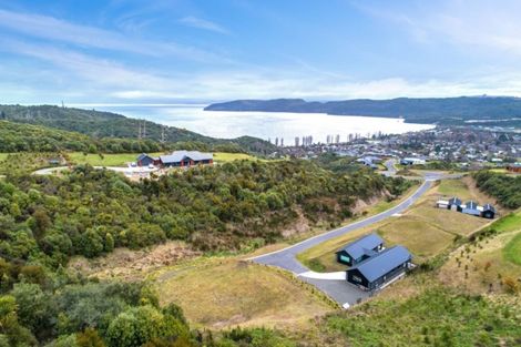 Photo of property in 15 Sparrowhawk Way, Kinloch, Taupo, 3377
