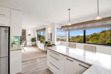 Photo of property in 10 Cadiz Lane, Mount Pleasant, Christchurch, 8081