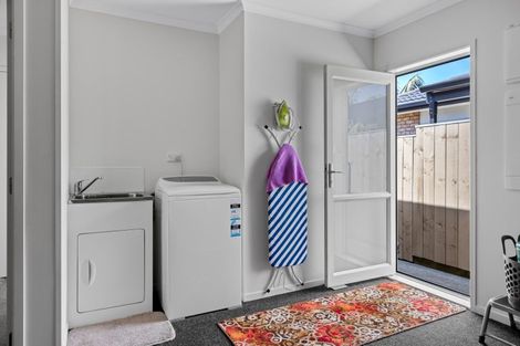 Photo of property in 39 Elizabeth Street, Orewa, 0931