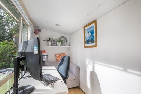 Photo of property in 30 Amherst Place, Albany, Auckland, 0632