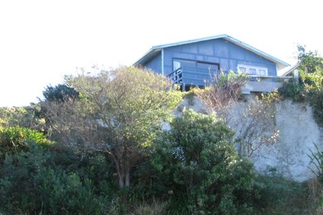 Photo of property in 84 Takapuwahia Drive, Takapuwahia, Porirua, 5022
