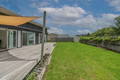 Photo of property in 35 Carina Way, Whitianga, 3510