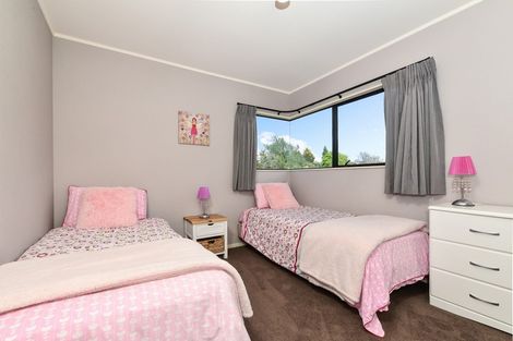 Photo of property in 19 Ashley Street, St Andrews, Hamilton, 3200