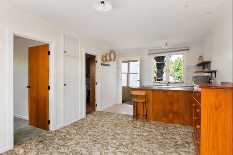 Photo of property in 11 Walsh Street, Mangapapa, Gisborne, 4010