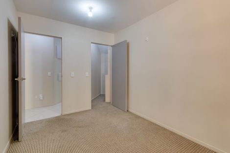 Photo of property in 1a Anderson Terrace, Mount Cook, Wellington, 6021