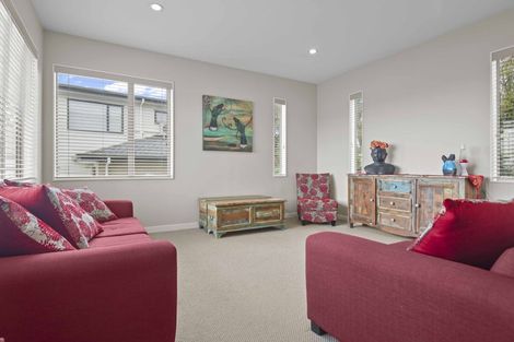 Photo of property in 114 Fairview Avenue, Fairview Heights, Auckland, 0632