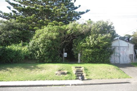 Photo of property in 10 Thornley Street, Titahi Bay, Porirua, 5022