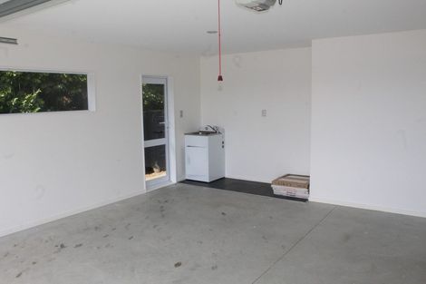 Photo of property in 21 Eastview Crescent, Stanmore Bay, Whangaparaoa, 0932