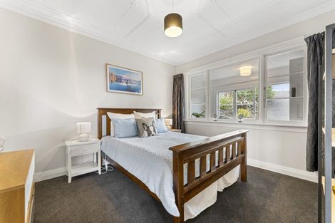 Photo of property in 39 Forfar Street, Clyde Hill, Dunedin, 9011