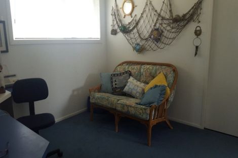 Photo of property in 69 Karewa Parade, Papamoa Beach, Papamoa, 3118