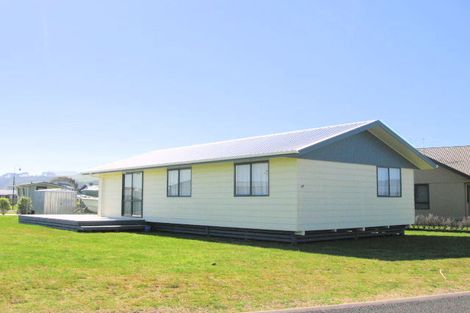 Photo of property in 47 Charles Green Drive, Cooks Beach, Whitianga, 3591