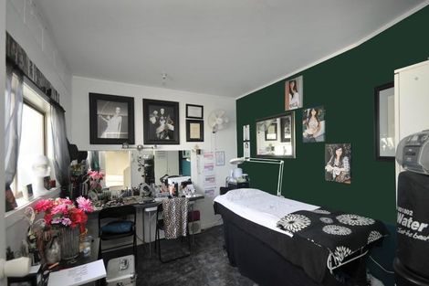 Photo of property in 76 Weatherly Road, Torbay, Auckland, 0630