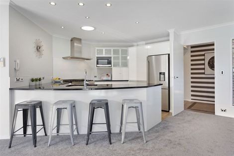 Photo of property in 10 Tawa Place, Parklands, Christchurch, 8083