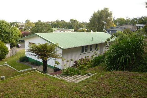 Photo of property in 18 Rothesay Place, Dinsdale, Hamilton, 3204