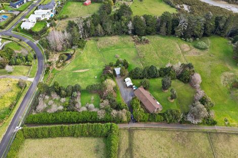 Photo of property in 112a Mcrobbie Road, Kingseat, Papakura, 2580