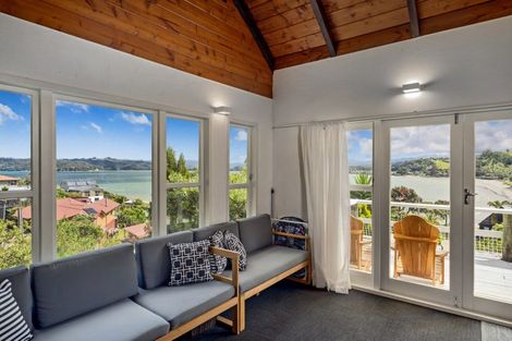 Photo of property in 23 Haddon Crescent, Whitianga, 3510