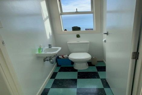 Photo of property in 53 Makorori Beach Road, Makorori, Gisborne, 4073