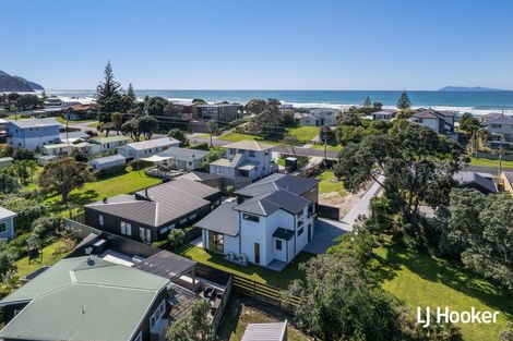 Photo of property in 1/40 Waiparaheka Drive, Wainui, 0932