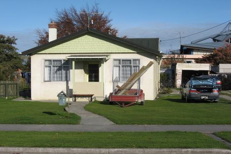 Photo of property in 9 Waverley Street, East Gore, Gore, 9710