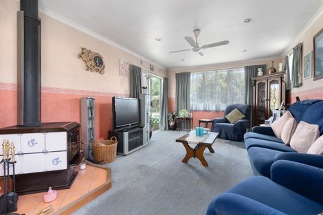 Photo of property in 13 Deller Drive, Carterton, 5713