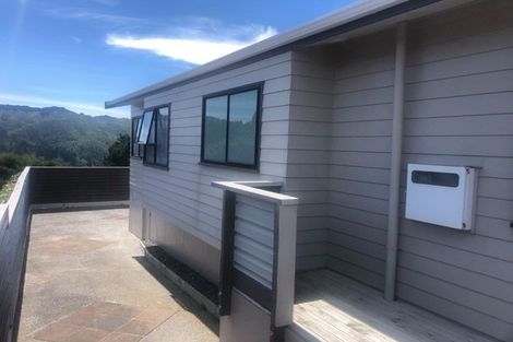 Photo of property in 18 Jasmine Grove, Maungaraki, Lower Hutt, 5010