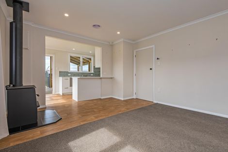 Photo of property in 1 Ingham Street, Halcombe, Feilding, 4779