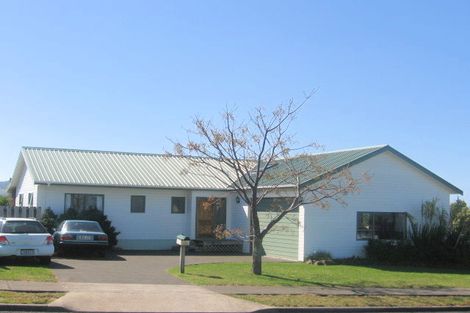 Photo of property in 132 Centennial Drive, Whitianga, 3510